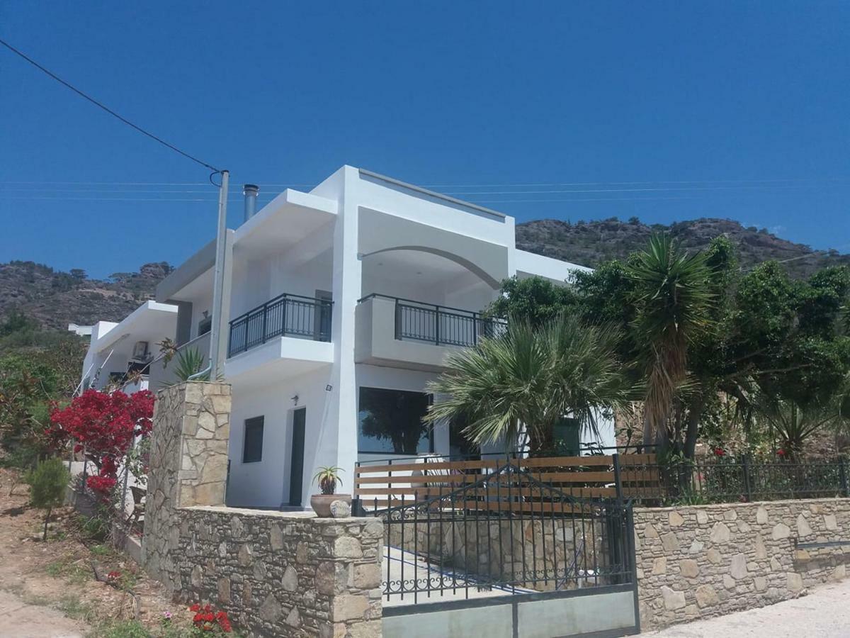 Sun Day Villa Achlia Buitenkant foto